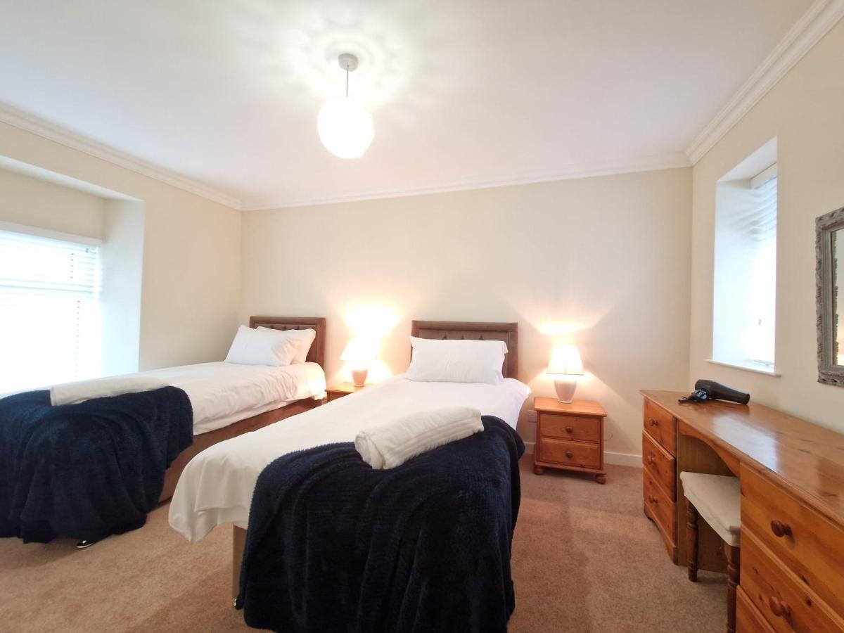 Lewis Gethin House, Newly Renovated Cottage Sleeps 9, Close To Bike Park Wales Merthyr Tydfil Exterior photo