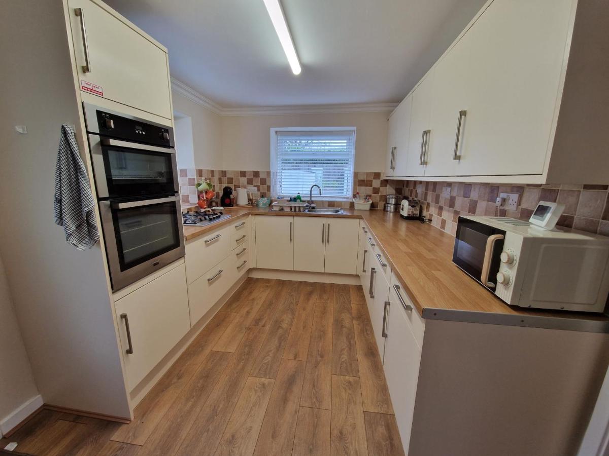 Lewis Gethin House, Newly Renovated Cottage Sleeps 9, Close To Bike Park Wales Merthyr Tydfil Exterior photo